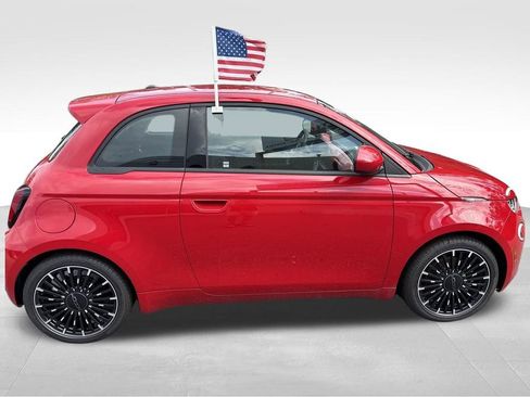New 2024 FIAT 500 e (RED) image 7