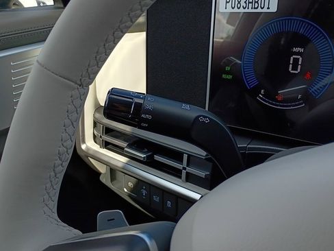 New 2026 Hyundai Santa Fe SE image 30