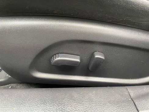 Used 2014 Nissan Altima 2.5 S w/ Sport Value Package image 14