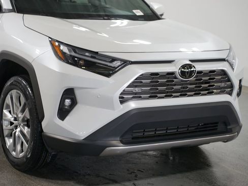 Used 2024 Toyota RAV4 Limited FWD image 4