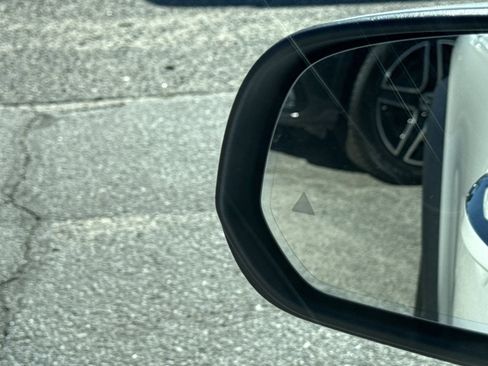 New 2026 Mercedes-Benz GLE 350 4MATIC image 17