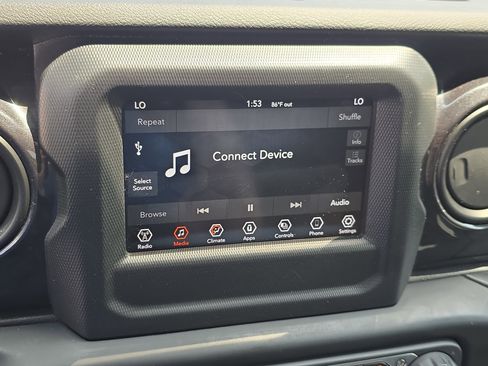 Used 2021 Jeep Wrangler Unlimited Sport AWD/4WD image 19