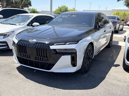 Used 2023 BMW 740i w/ Parking Assistance Package RWD image 1