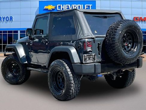Used 2017 Jeep Wrangler Sport AWD/4WD image 4
