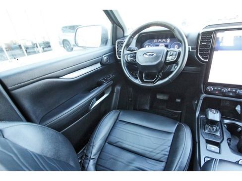 Used 2024 Ford Ranger Lariat w/ FX4 Off-Road Package image 7