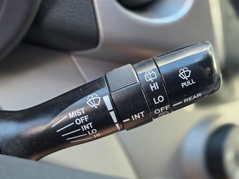 Used 2006 Toyota RAV4 2WD image 45