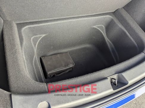 Used 2021 Tesla Model Y Long Range AWD/4WD image 12