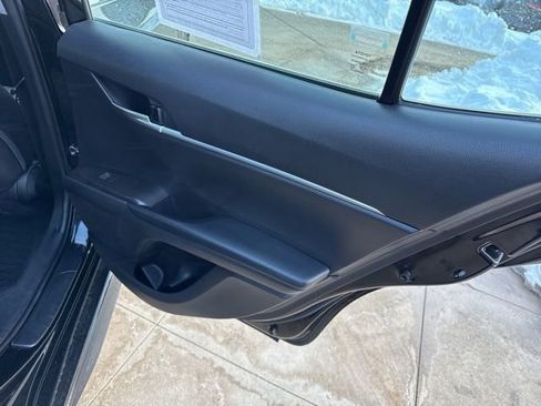 Used 2024 Toyota Camry SE image 29