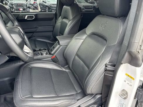 Used 2025 Ford Bronco Badlands AWD/4WD image 23
