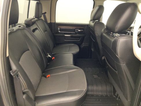 Used 2016 RAM 1500 Laramie w/ Convenience Group AWD/4WD image 19