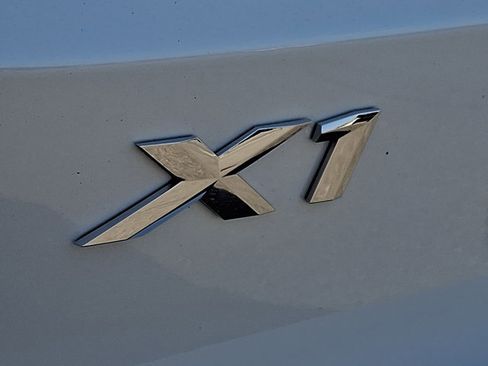 New 2026 BMW X1 xDrive28i AWD/4WD image 21