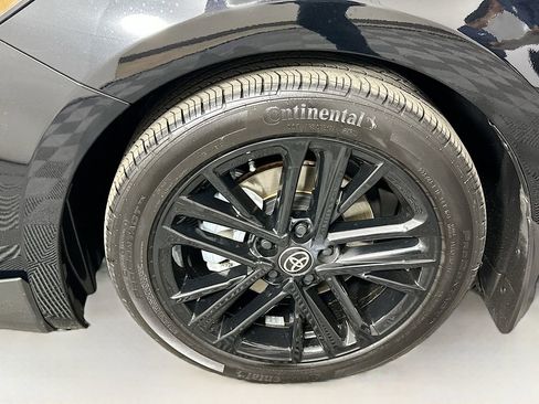 Used 2025 Toyota Camry SE image 31