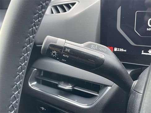 Used 2025 Kia K4 EX image 25