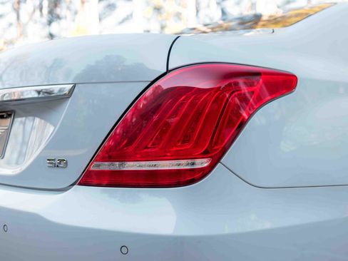 Used 2017 Genesis G90 5.0 Ultimate image 19