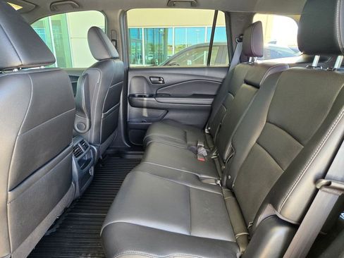 Used 2023 Honda Passport EX-L image 14