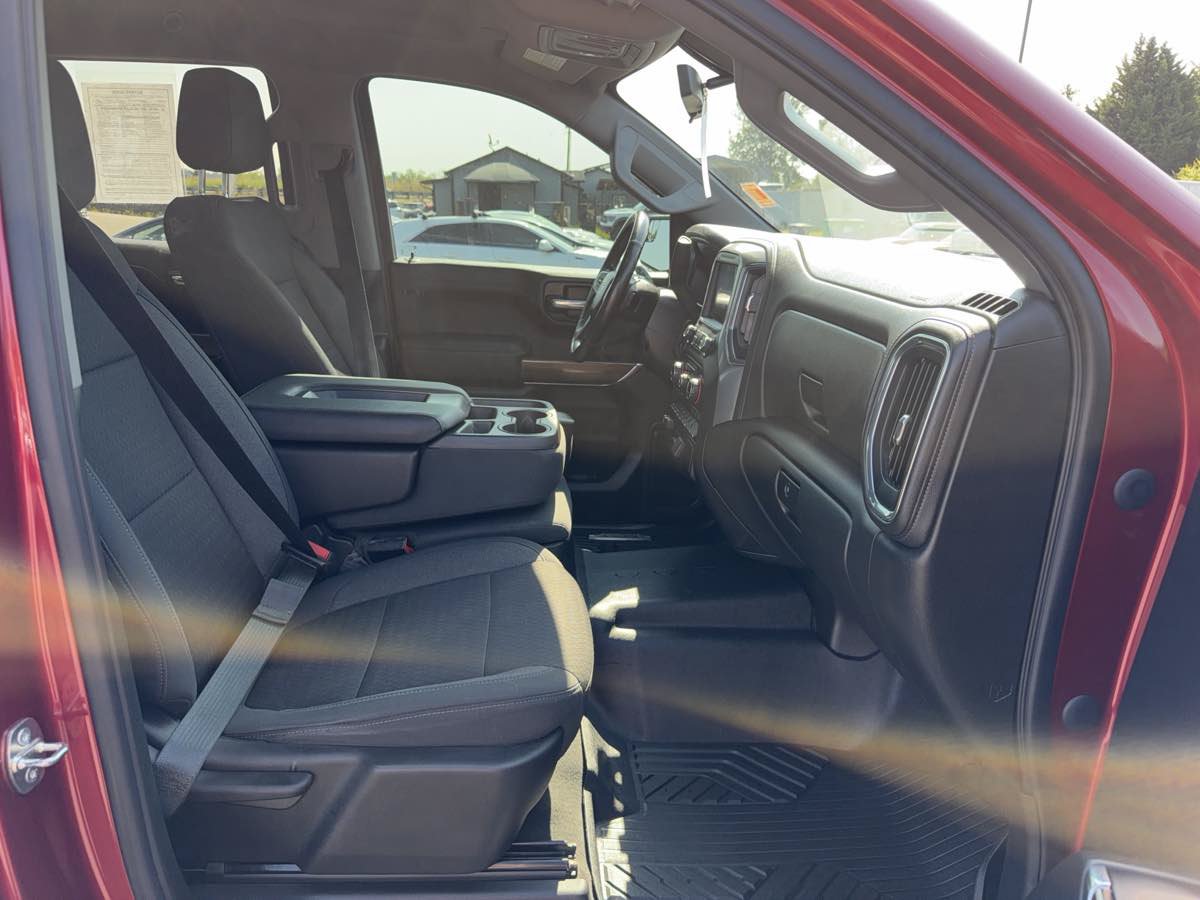 Used 2020 Chevrolet Silverado 1500 LT Trail Boss w/ Convenience Package AWD/4WD image 13