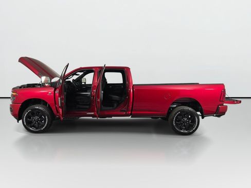 New 2026 RAM 2500 Big Horn AWD/4WD image 12