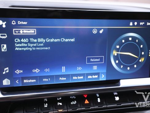 Used 2024 Chevrolet Silverado 3500 LTZ w/ LTZ Convenience Package image 28