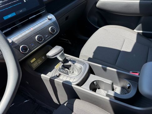 Certified 2026 Hyundai Kona SE FWD image 13