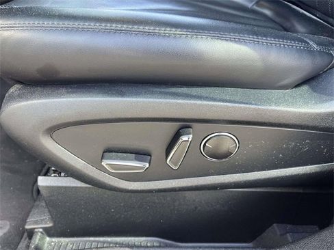 Certified 2022 Lincoln Nautilus Reserve image 14