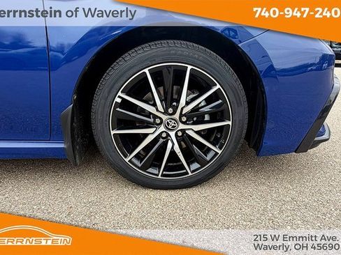 Used 2023 Toyota Camry SE image 18