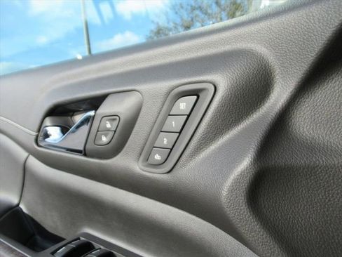 Used 2020 GMC Acadia Denali w/ Technology Package image 30