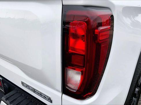 Used 2025 GMC Sierra 1500 Elevation w/ Elevation Premium Package AWD/4WD image 60