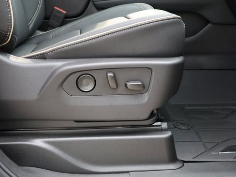 New 2025 Chevrolet Tahoe Premier w/ Sun And Tow Package image 36