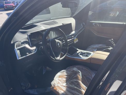 New 2026 BMW X5 xDrive40i AWD/4WD image 9
