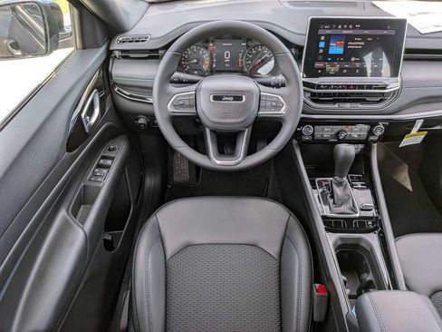 New 2026 Jeep Compass Latitude AWD/4WD image 14