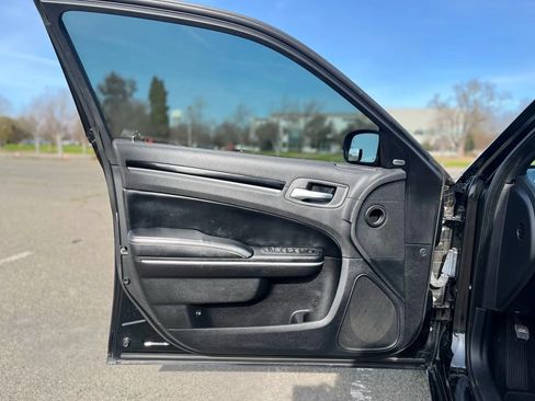 Used 2021 Chrysler 300 S RWD image 10