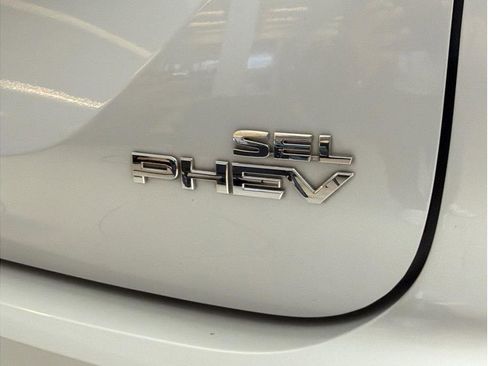 Used 2023 Mitsubishi Outlander SEL AWD/4WD image 34
