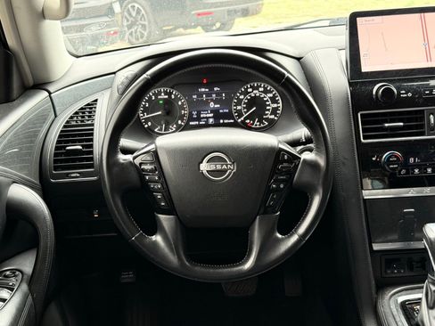 Used 2021 Nissan Armada SV AWD/4WD image 29