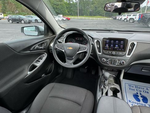 Used 2024 Chevrolet Malibu LT FWD image 20