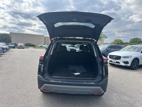 Used 2023 Nissan Rogue SV w/ SV Premium B Package AWD/4WD image 10