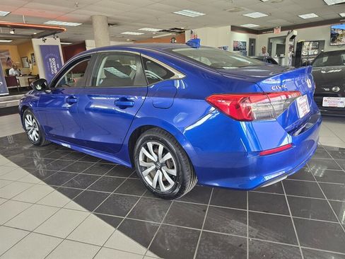 Used 2022 Honda Civic LX image 6