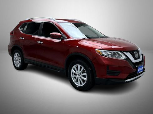 Used 2019 Nissan Rogue SV AWD/4WD image 3