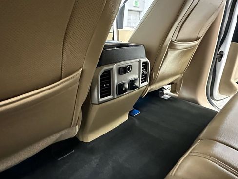 Used 2018 Ford F250 Lariat image 18