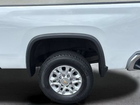 Used 2022 Chevrolet Silverado 2500 LT w/ Convenience Package RWD image 34
