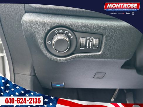 New 2026 Chrysler Voyager LX FWD image 13