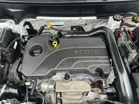 Used 2022 Chevrolet Equinox LT image 17