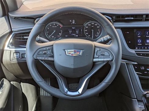New 2025 Cadillac XT6 Luxury w/ LPO, Floor Liner Package image 10