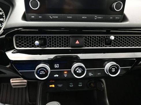 Used 2025 Honda Civic Sport image 15