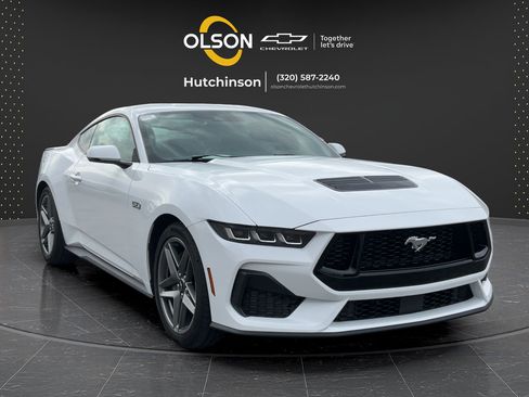 Used 2024 Ford Mustang GT Premium RWD image 18