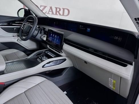 New 2026 Lincoln Nautilus Reserve w/ Jet Appearance Package image 31