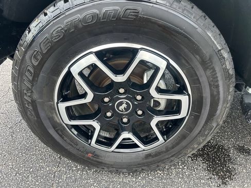 Used 2024 Ford Bronco Outer Banks AWD/4WD image 31