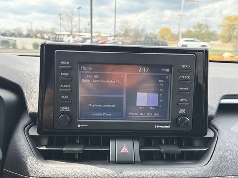 Used 2022 Toyota RAV4 XLE w/ Convenience Package image 19