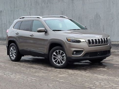 Used 2021 Jeep Cherokee Latitude Lux w/ Comfort/Convenience Group image 11