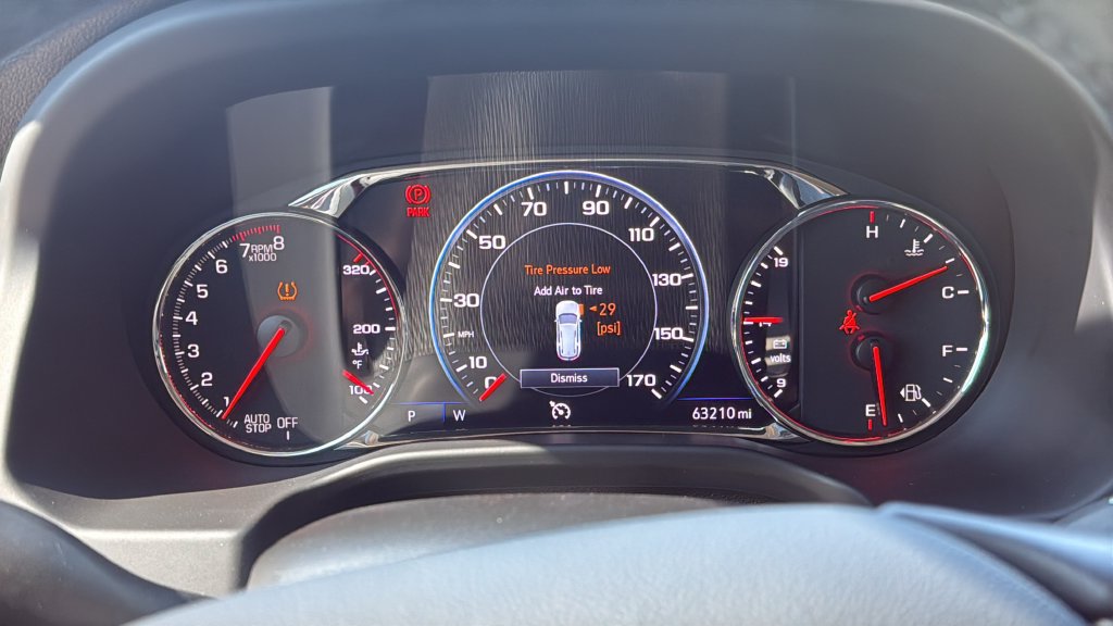 Used 2021 GMC Acadia Denali w/ Denali Ultimate Package AWD/4WD image 18