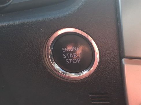 Used 2020 Toyota 4Runner Limited image 13